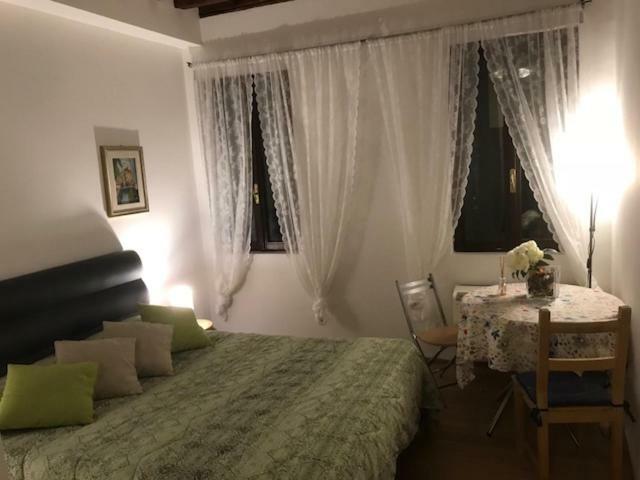 Carina House Hotel Velence Kültér fotó